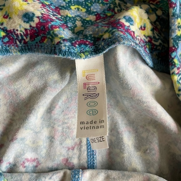 LuLaRoe Colorful Leggings, one size fits all - Picture 3 of 5